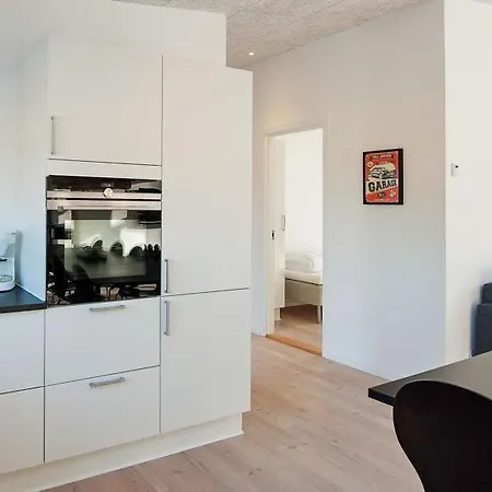 Sleeps 16 Wifi Holiday home