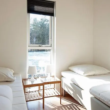 Sleeps 16 Wifi *