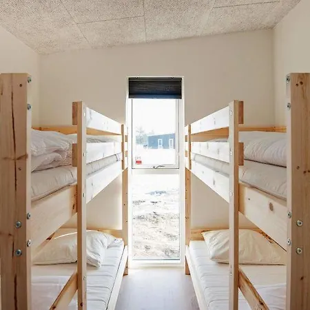 Sleeps 16 Wifi *